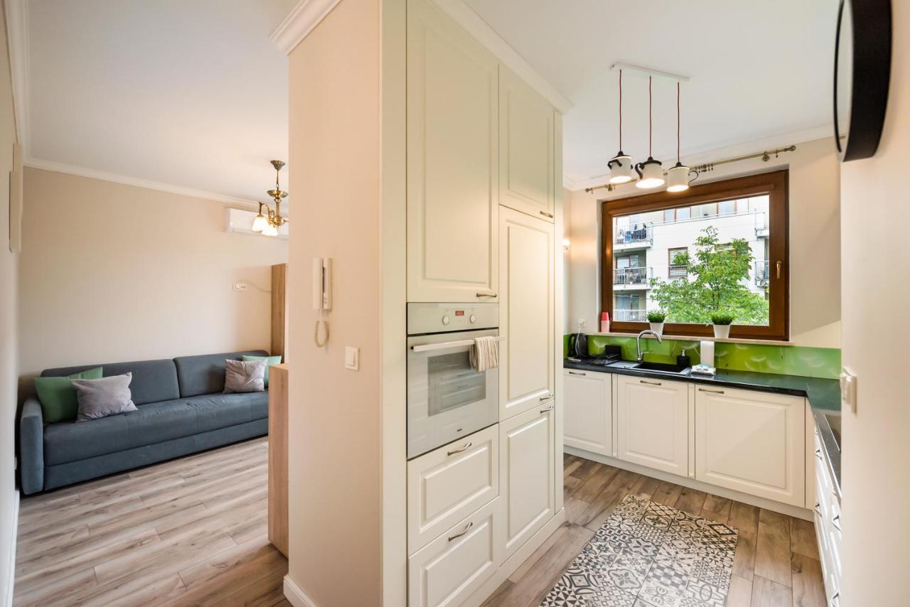 Prestige Verdant Apartment Warsaw Exterior photo